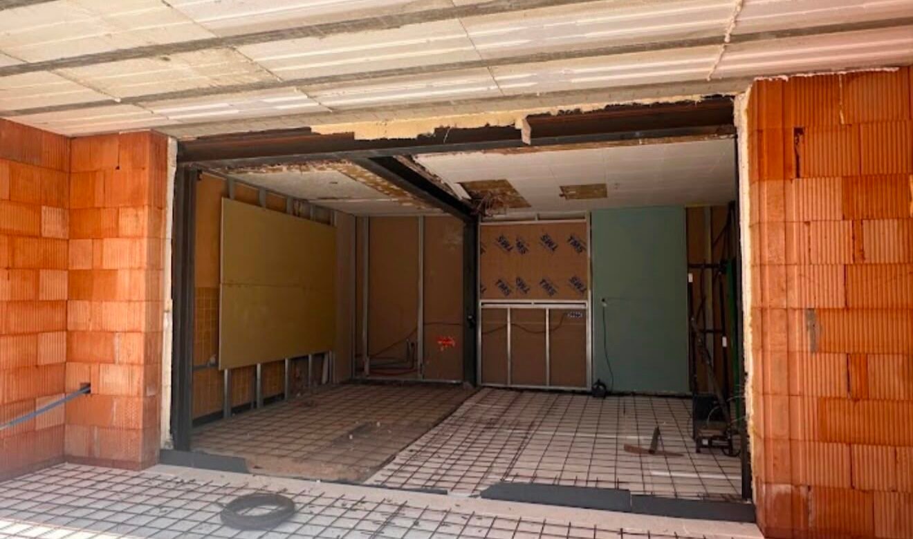Création d'une ouverture dans un mur porteur avec structure IPN métallique et briques alvéolaires à Cronenbourg